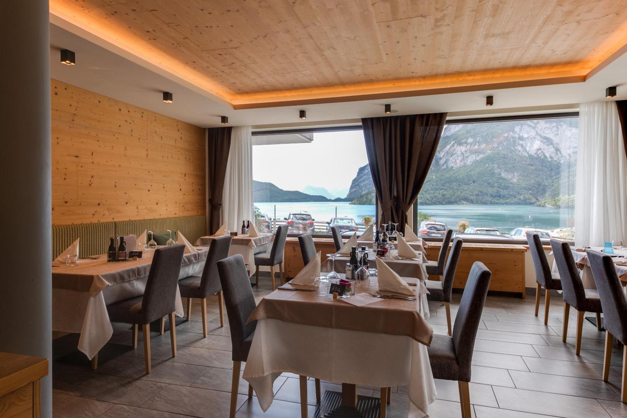 Hotel Fontanella Molveno Εξωτερικό φωτογραφία