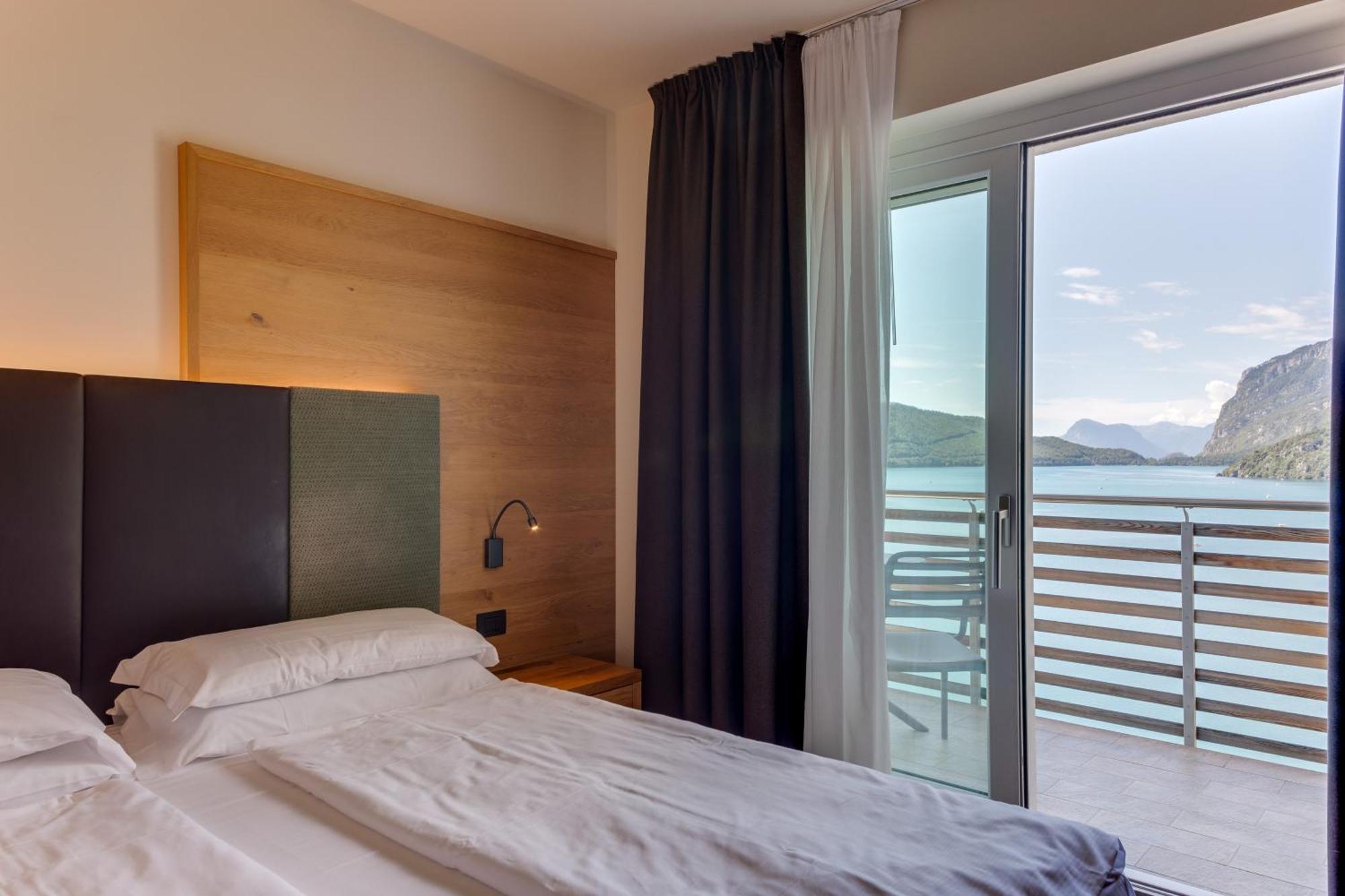 Hotel Fontanella Molveno Εξωτερικό φωτογραφία