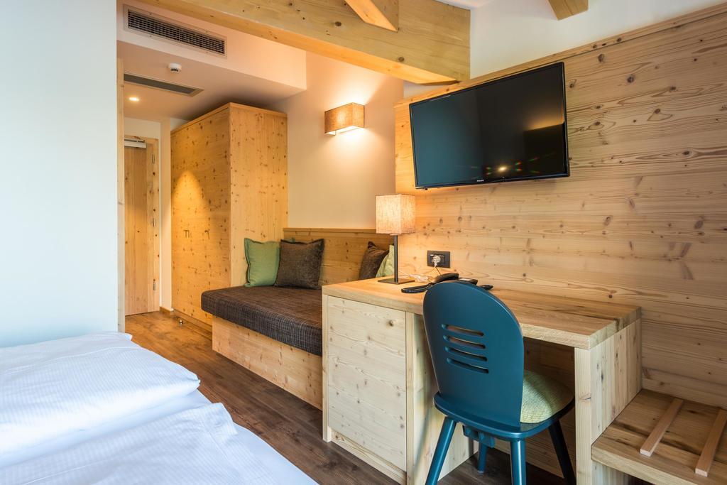 Hotel Fontanella Molveno Εξωτερικό φωτογραφία